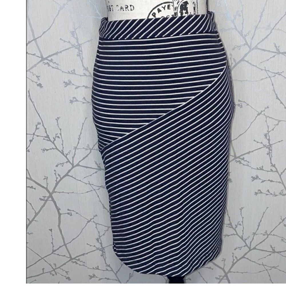Banana Republic Navy White Stripe Pencil Skirt 4 Petite Asymmetrical Wrap Knit
